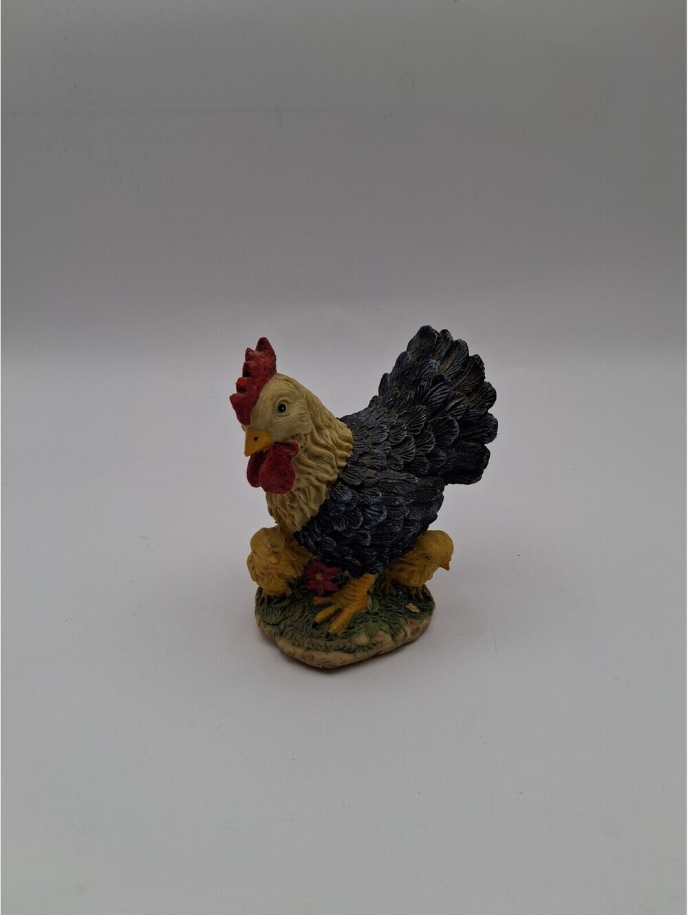 Hen & Chicks, Resin Chicken Figurines 4" Tall, Kitchen Decor Farmhouse
